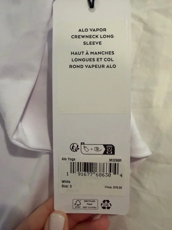 NWT Alo Vapor Crewneck LS in white - Picture 2 of 3